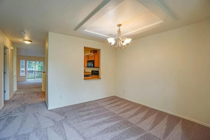 1821 NE 88th Cir — Photo 16