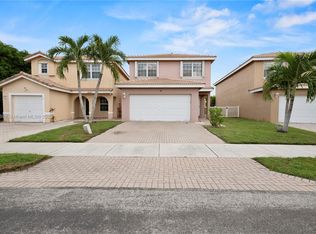 6714 NW 39th Ln, Fort Lauderdale, FL 33319