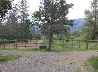 544 Horizon Hills Rd, Williams, OR 97544