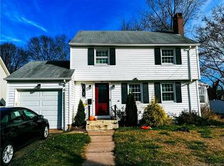 28 Knollwood Rd, East Hartford, CT 06118