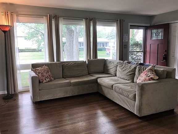 4th image of 605 Wilshire Dr