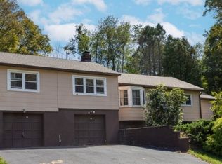 364 Creek Rd, Frenchtown, NJ 08825