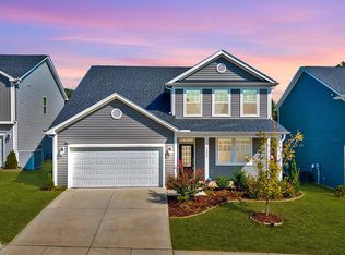 1020 Garrow Dr, Holly Springs, NC 27540