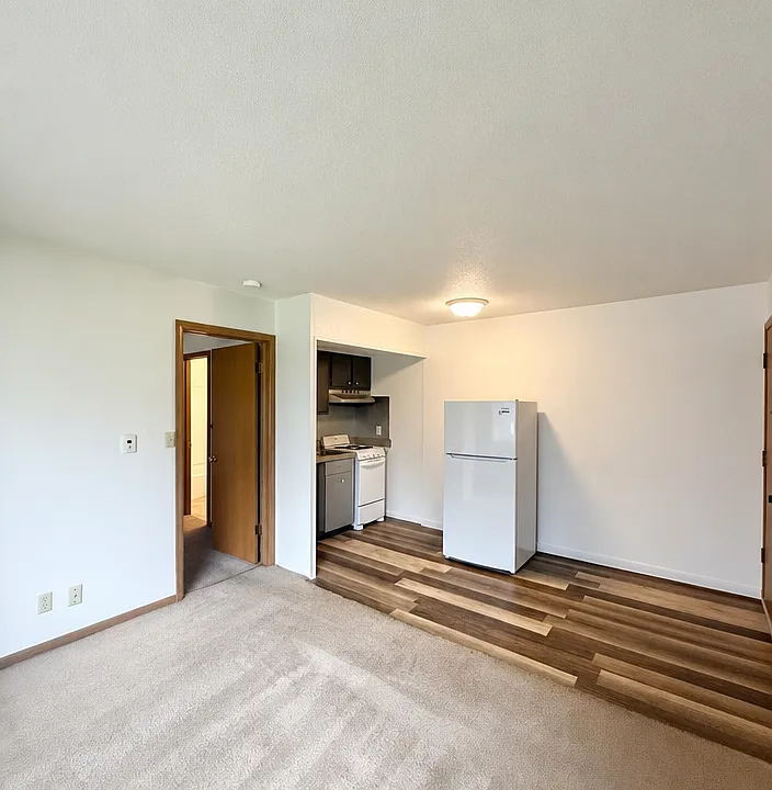 475 5th Ave #8