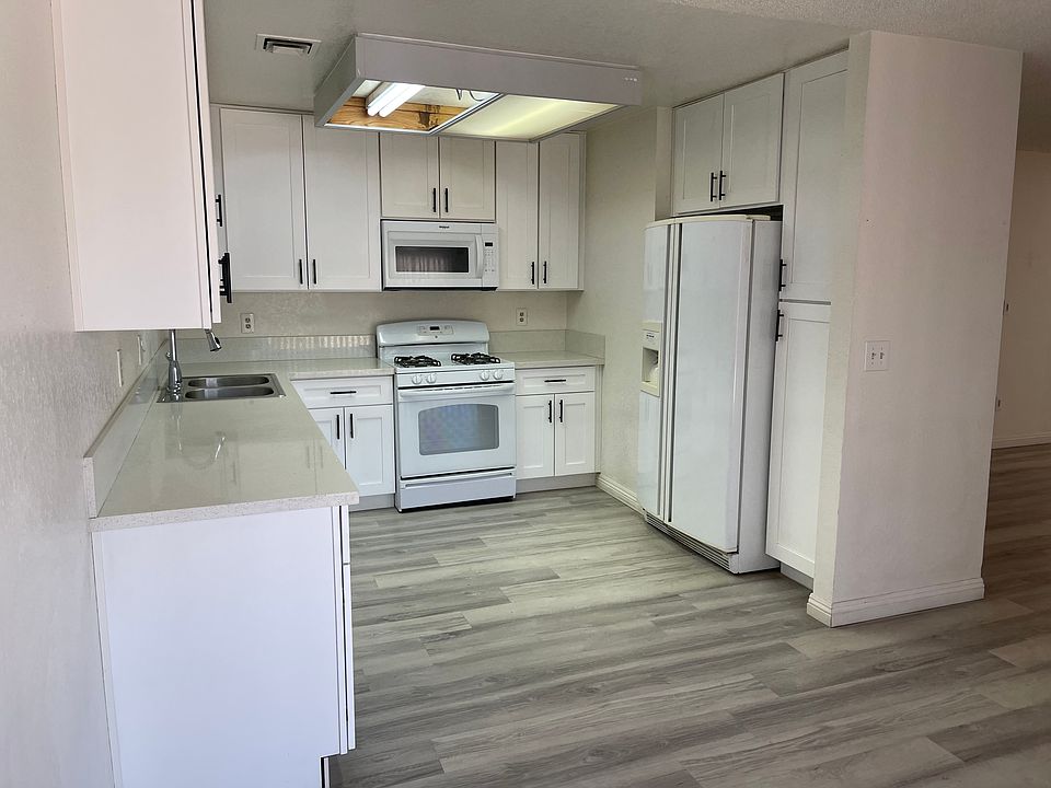 1st image of 4275 Laurel Park Ave