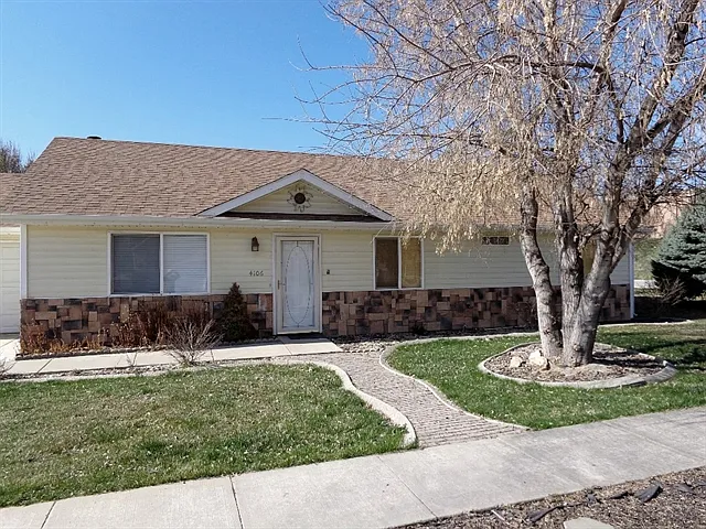 4106 S Parker Dr
