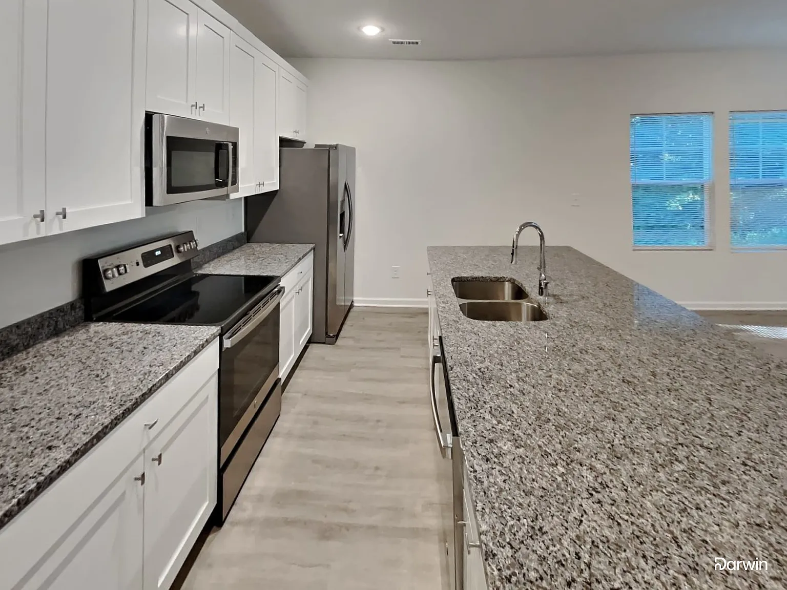 3 bed, 2.5 bath, 1510 sqft, $1,935 — Photo 2