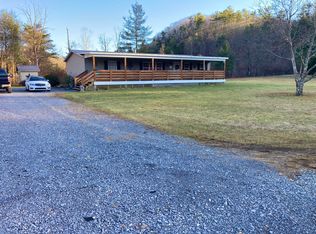 362 Georgeanna Dr, White Sulphur Springs, WV 24986
