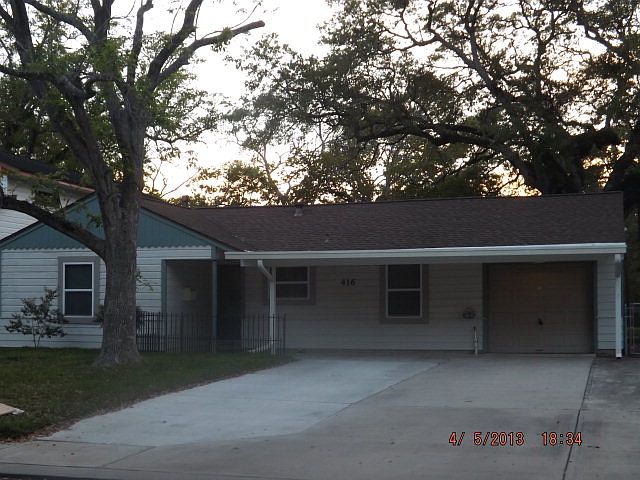 1st image of 416 Gardenia St