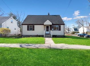 145 Hartland St, Hartford, CT 06112