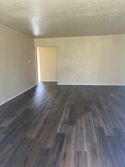 3 bed, $1,500 — Photo 3
