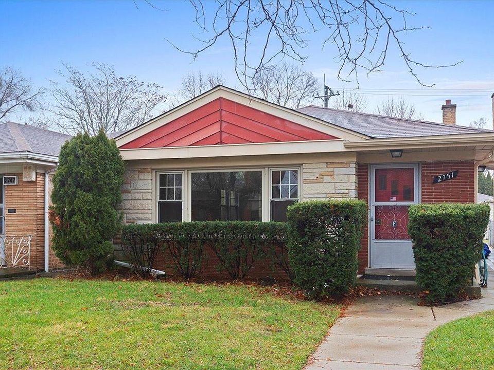 1st image of 2751 W Lunt Ave