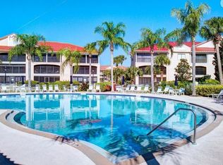 432 Bouchelle Dr APT 302, New Smyrna Beach, FL 32169