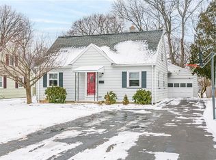 150 Greenfield Rd, Rochester, NY 14626