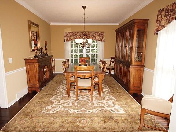 5th image of 18219 Glen Cairn Way