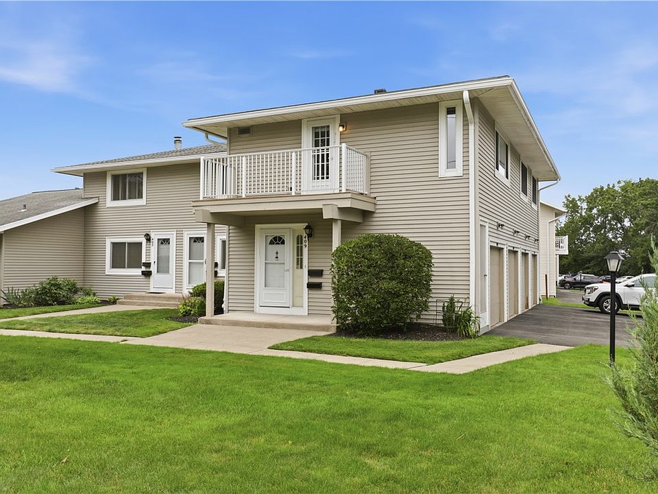 1st image of 409 Eastbrooke Ln