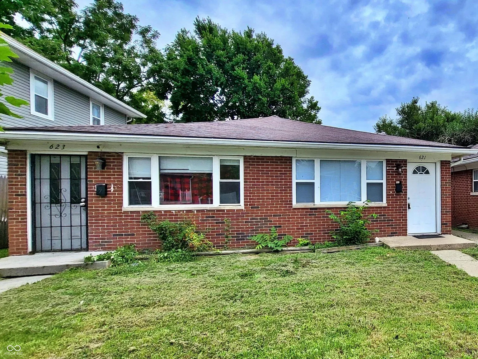 2 bed, 1.0 bath, 768 sqft, $950 — Photo 1