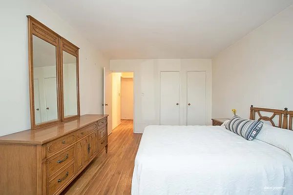 Sold by Abacus Properties | media 7