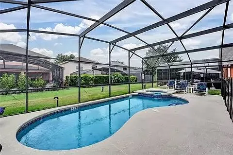 Building Photo - 8520 Palm Harbour Dr