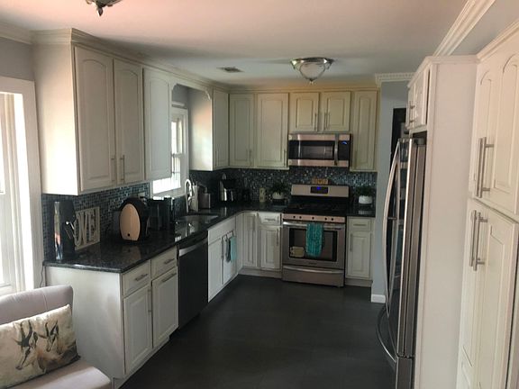 Closer look at the kitchen
