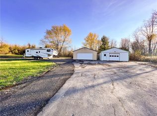 749 Middle Rd #4, Oswego, NY 13126
