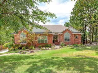 7912 Valley Forge Rd, Fort Smith, AR 72903