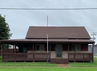 108 N Walnut St, Georgetown, IL 61846