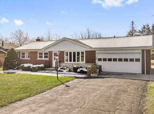 1322 Oak Ave, Lemont, IL 60439