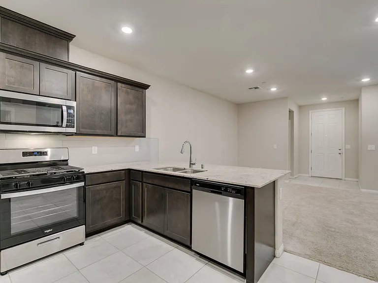 2604 Ercolano St — Photo 26