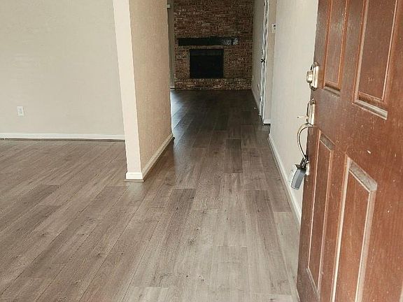 4th image of 18214 Mantana Dr