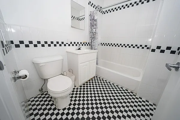 Rented by Oxford Property Group | media 5