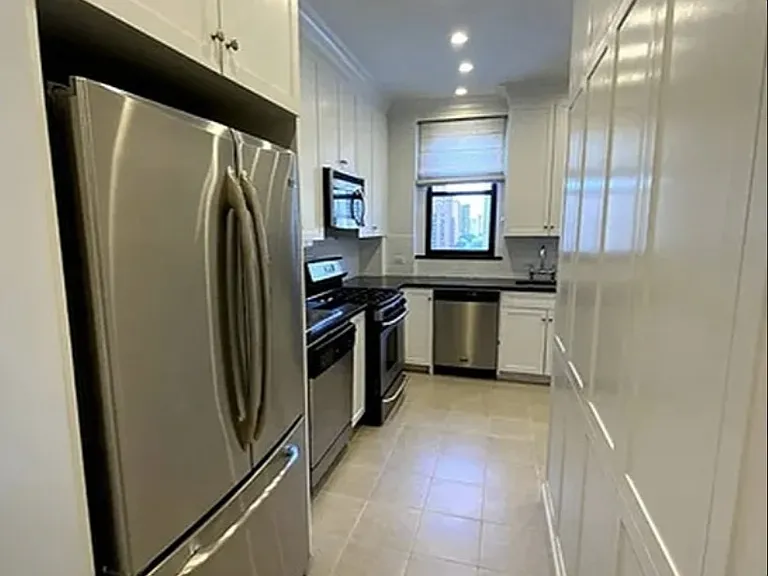 315 Central Park W #10W — Photo 5