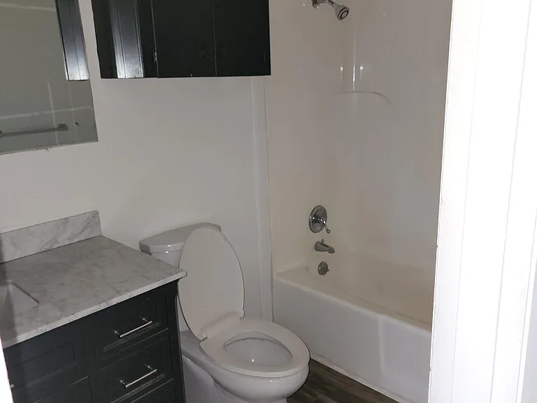 309 W Main St #8 — Photo 9