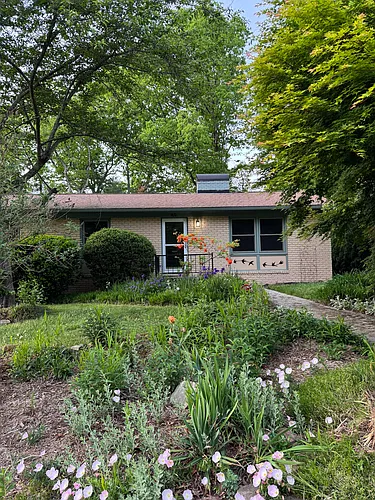 49 Rosewood Ave Photo 1