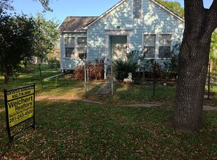 1215 3rd St, Rosenberg, TX 77471