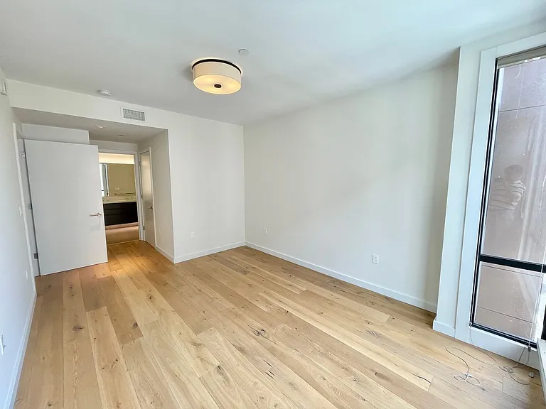580 Hayes St #306 — Photo 16