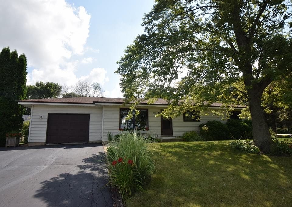 1st image of 1715 Sioux Dr