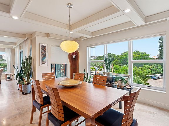 4th image of 875 E CAMINO REAL #4D