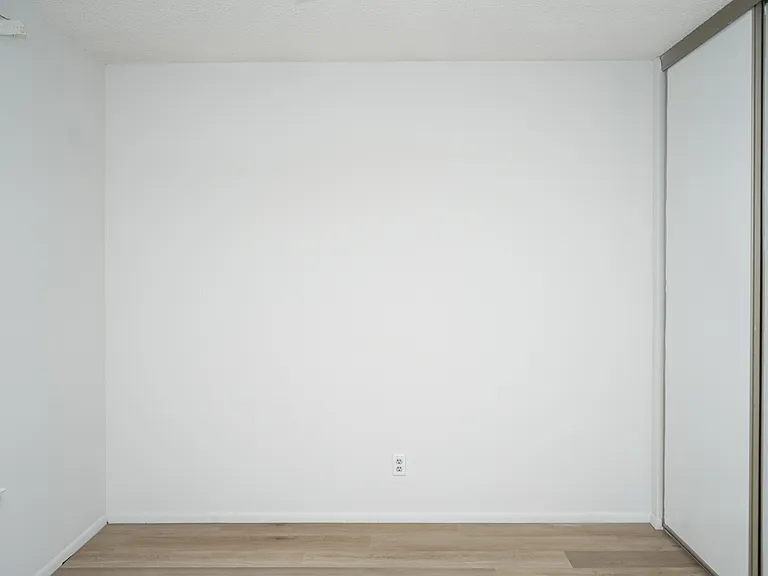 8011 Sunshine Trail Dr — Photo 15