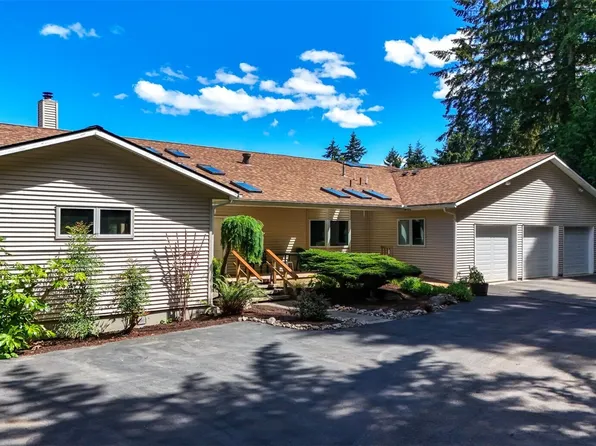1225 NE Hoffs Drive Drive, Poulsbo, WA 98370