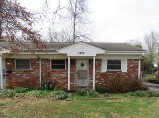 125 White Oak Dr #B, Greenville, SC 29607
