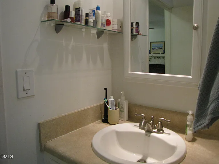 3608 Knollwood Dr — Photo 14