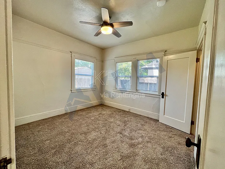 1234 W Harding Way — Photo 17