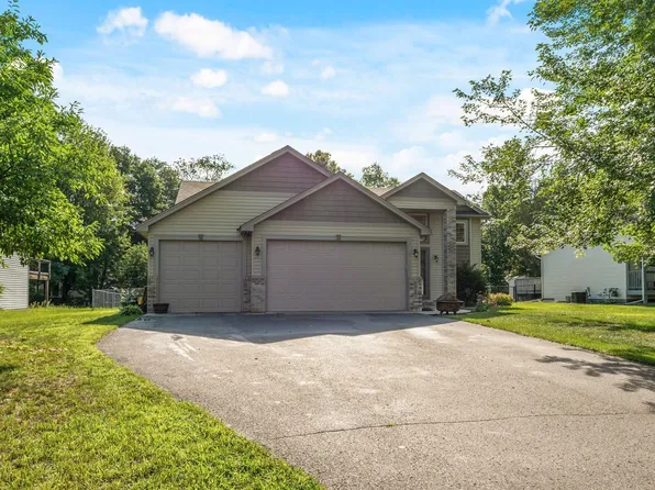 23581 Heather St NW, Saint Francis, MN 55070