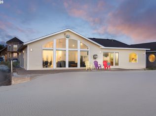 34370 Ocean Dr, Pacific City, OR