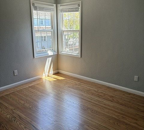 3rd image of 139 Claremont Ave