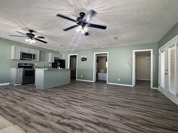 5th image of 128 Lehigh Rd