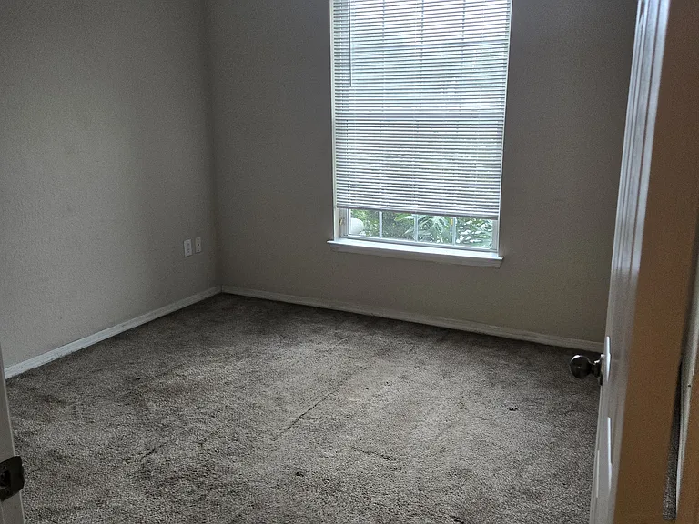 10213 Courtney Palms Blvd #103 — Photo 3