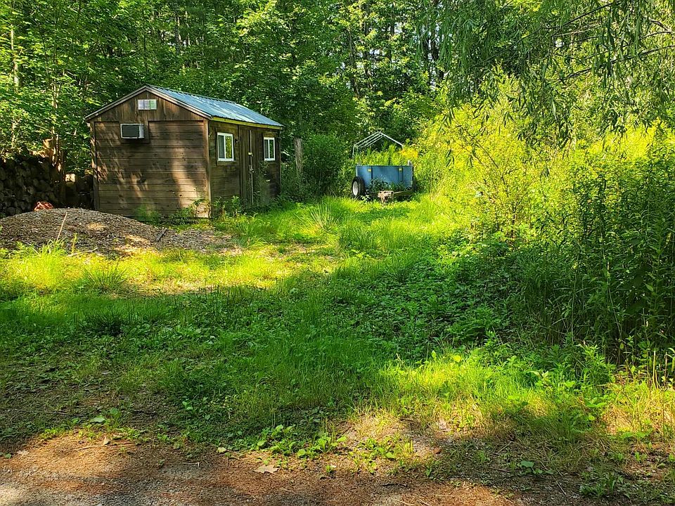 2nd image of 126 Tarbell Avenue