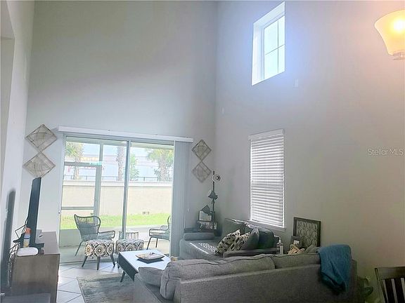 4th image of 2214 Lennox Dale Ln